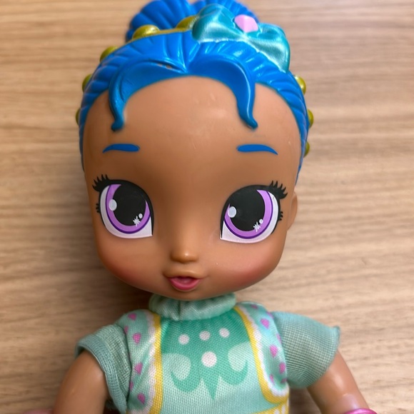 Shimmer and shine doll - Picture 1 of 7